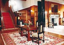 Saint Hill Manor, East Grinstead